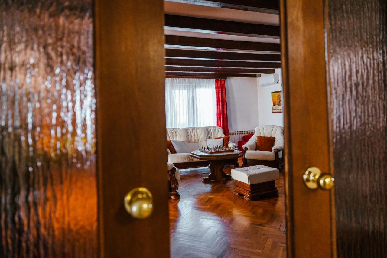 Lika Story Apartment Josipdol Ngoại thất bức ảnh