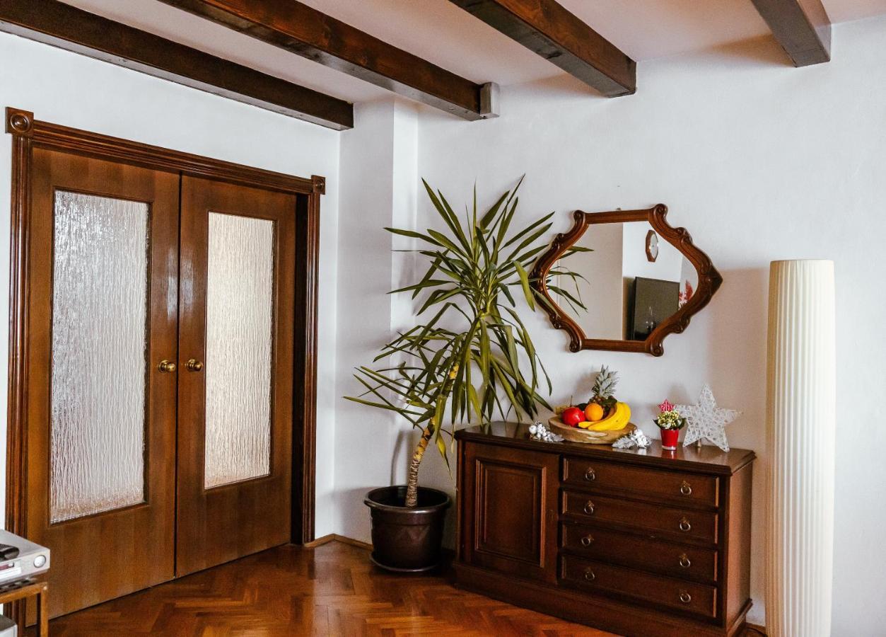 Lika Story Apartment Josipdol Ngoại thất bức ảnh